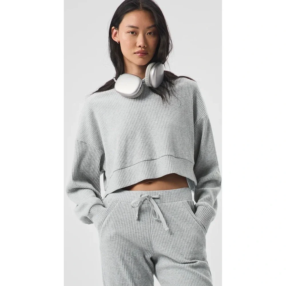Alo Yoga Muse Hoodie Heather Grey Ribbed Knit Cropped Sweatshirt XS